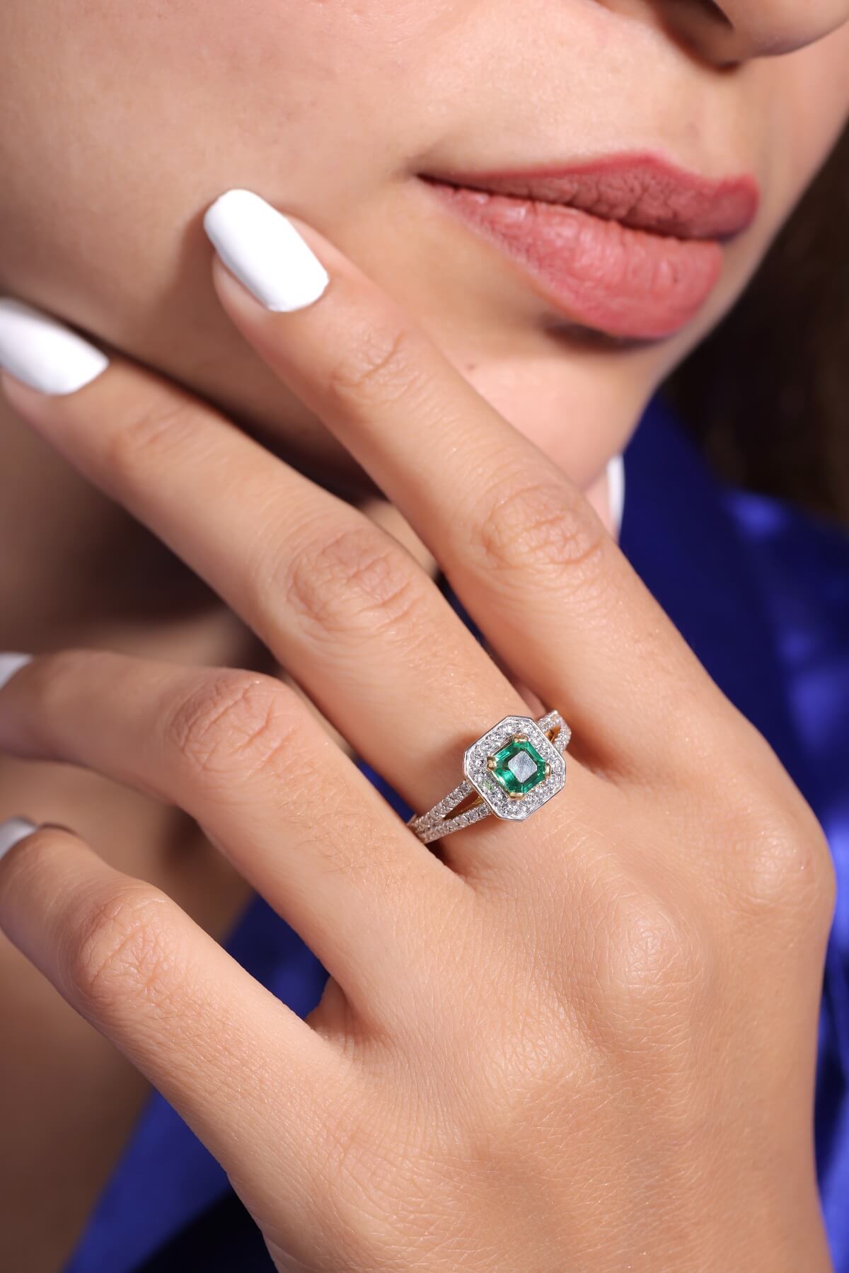 Achel Silver Green Emerald Ring For Women - Shinez By Baxi Jewellers